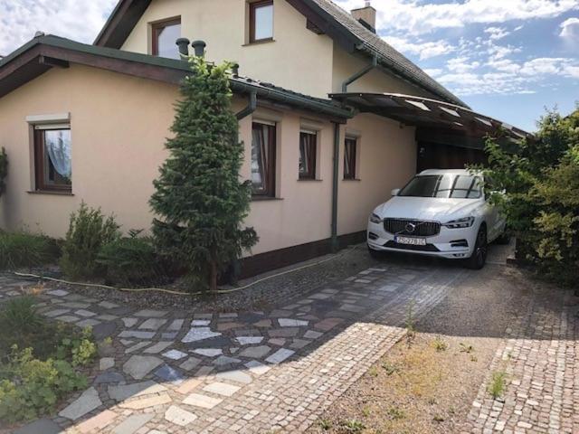 Dom Caloroczny Sarbinowo Villa ภายนอก รูปภาพ